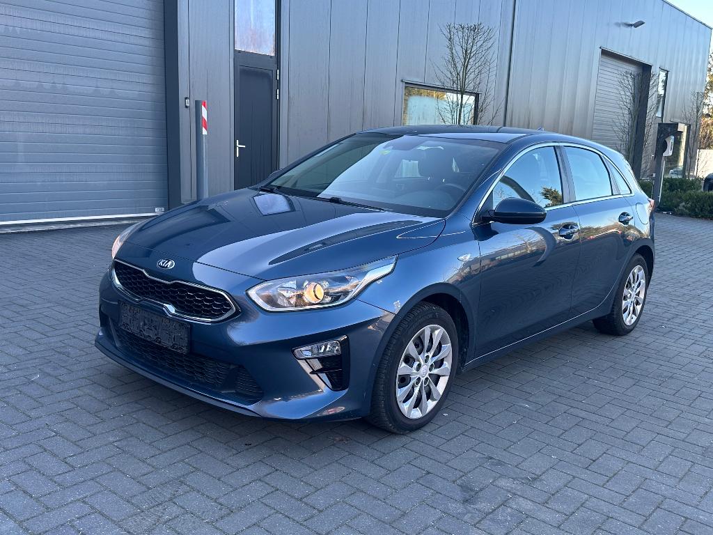 Kia Ceed 1.0 T-GDi – Camera – Lane Assist – Bluetooth, Voorwielaandrijving, Stof, 4 cilinders, Blauw