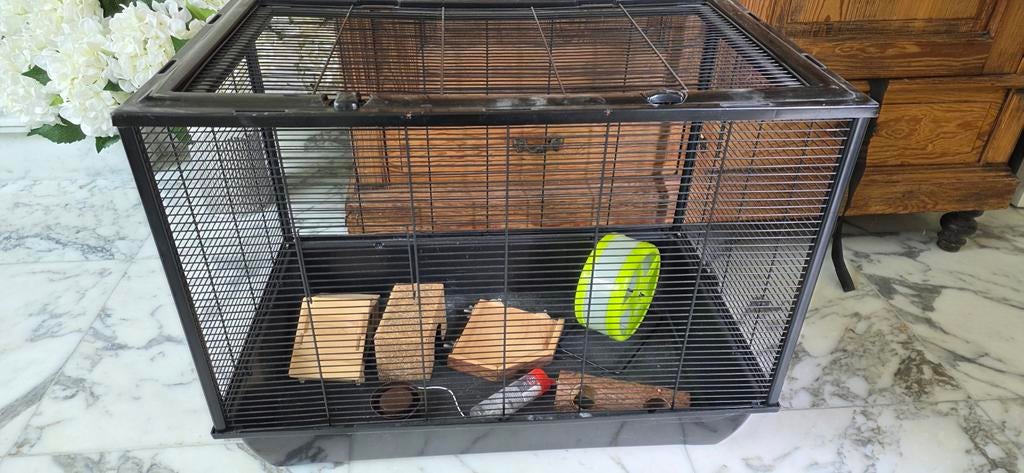 Hamsterhok met toebehoren in goede staat, Ophalen, Hok