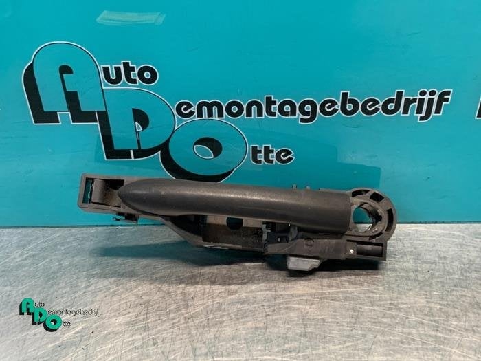 Portiergreep 2Deurs links van een Renault Clio (Clio 3 06-), Gebruikt, -, Renault, -