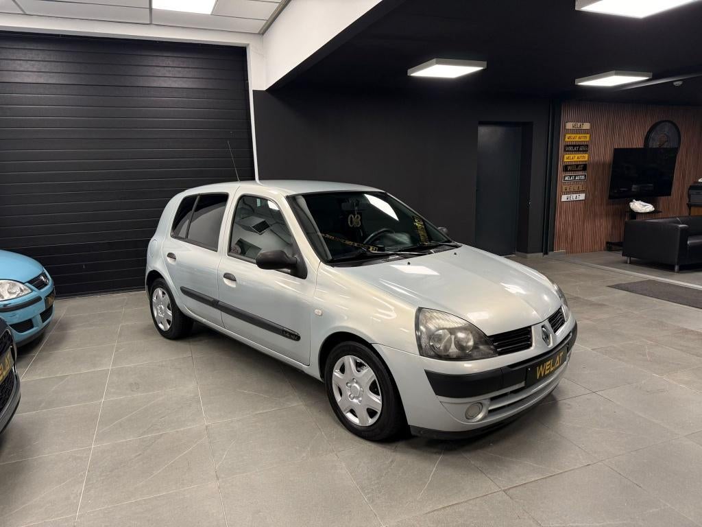 RENAULT CLIO 1.4 BENZINE OTOMAAT, Auto's, Renault, Zwart, Bedrijf, 1400 cc, Zilver of Grijs