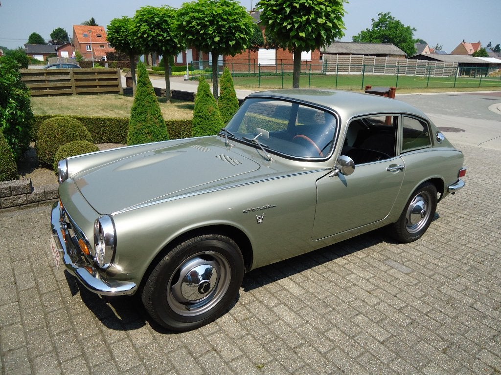 belle voiture classique Honda S800 1968, Cuir, Argent ou Gris, 2 places, Boîte manuelle