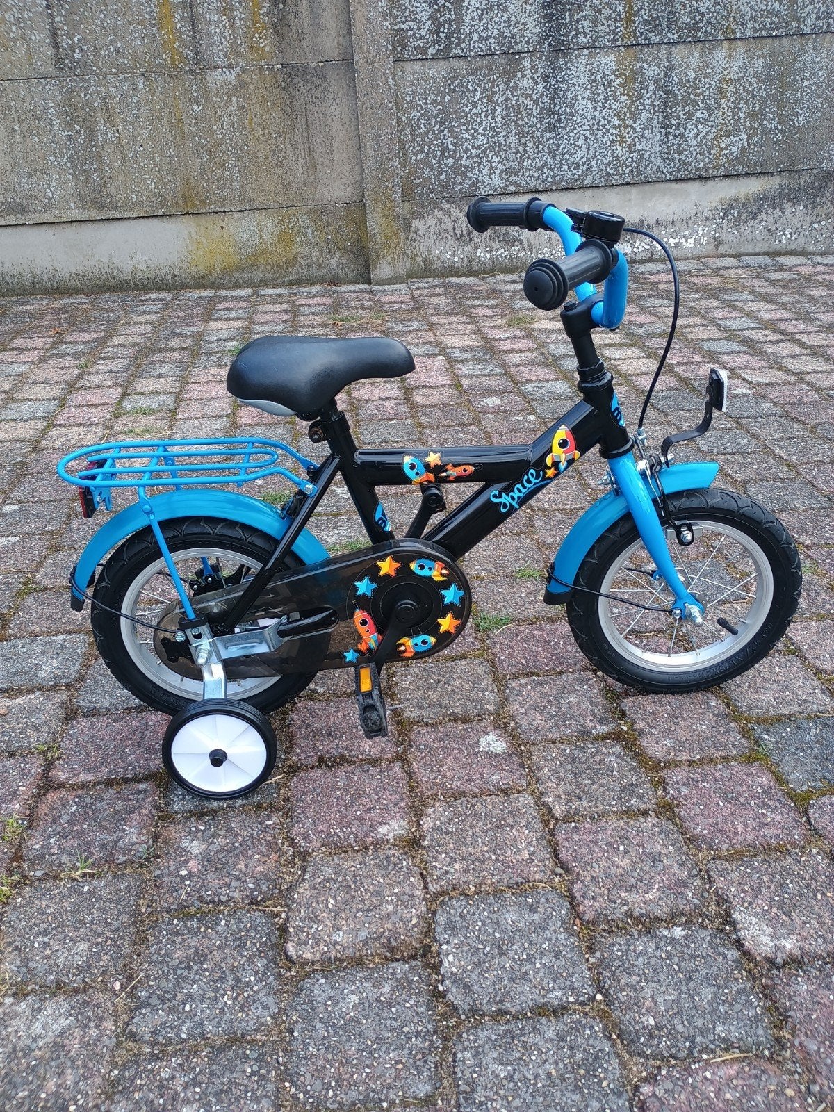 12 inch fietsje amper gebruikt, Stabilisateurs, Frein à rétropédalage, Comme neuf, Enlèvement