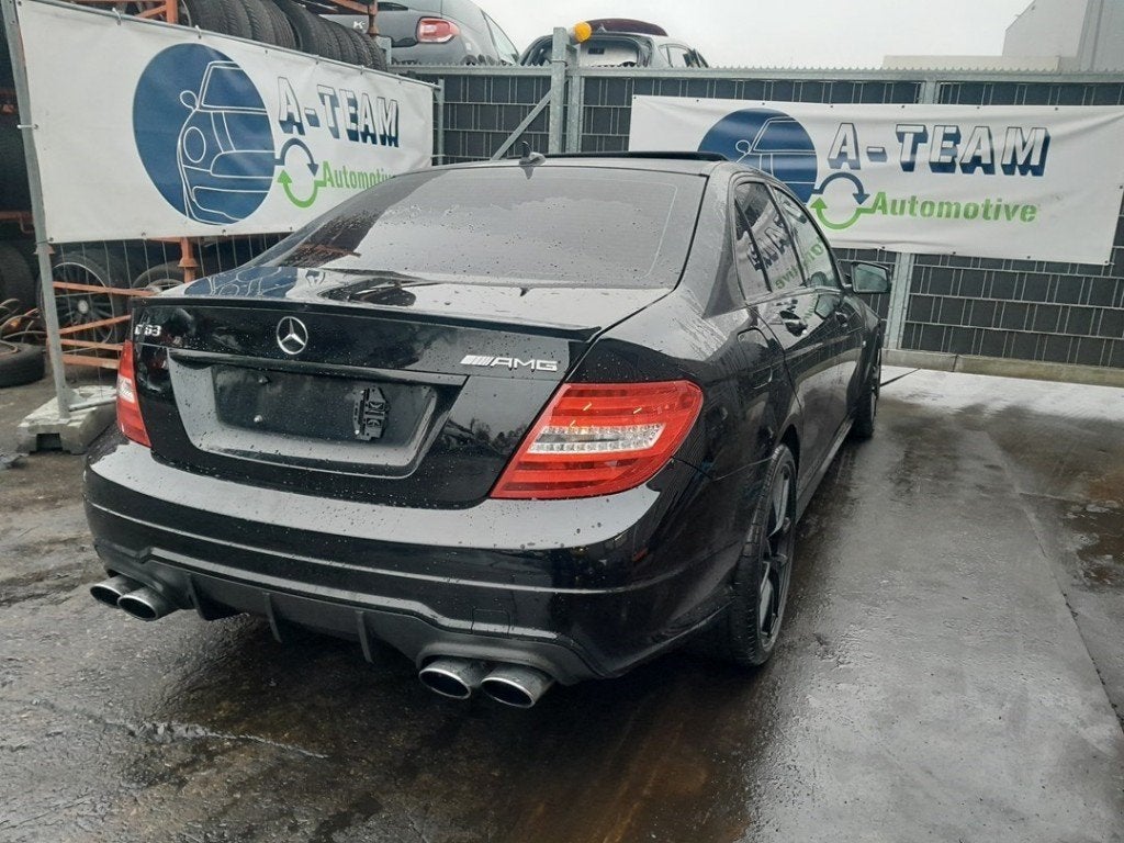 PARE-CHOCS ARRIÈRE Mercedes-Benz C (W204) (01-2007/03-2014), Autos : Pièces & Accessoires, Pare-chocs, Mercedes-Benz, Utilisé