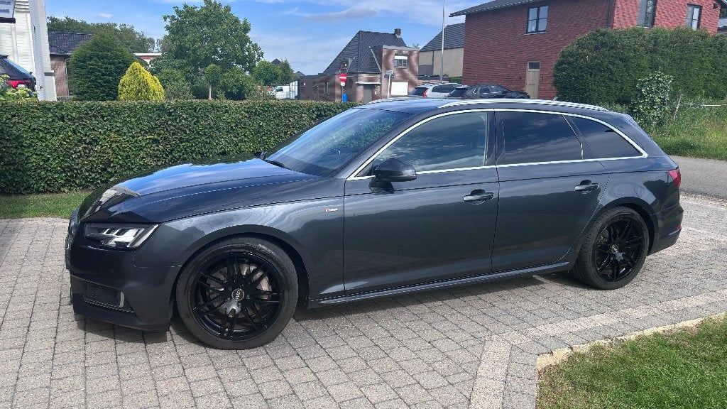 Audi A4 TDI 3.0 s-line Quattro, Auto's, Automaat, Parkeerassistent, A4, Leder