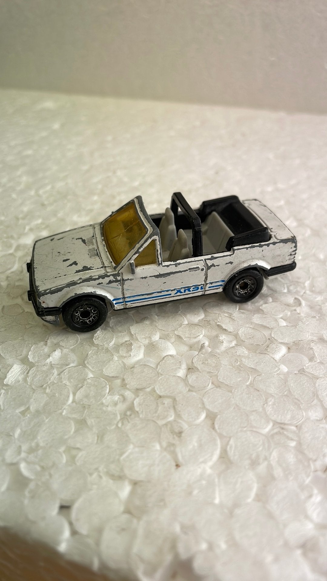 Matchbox Ford Escort Cabriolet, Ophalen of Verzenden, Zo goed als nieuw, Matchbox