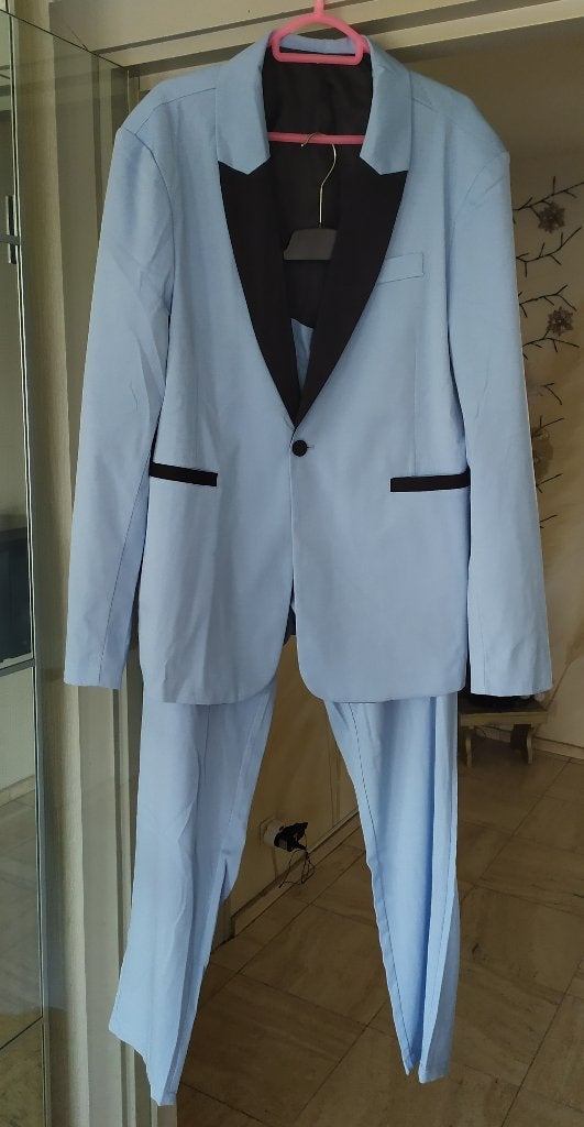 costume bleu ciel Deux Pièces neuf, Vêtements | Hommes, Costumes & Vestes, Enlèvement, Neuf, Taille 52/54 (L), Bleu