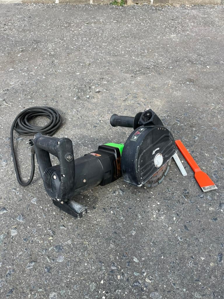 EIBENSTOCK Elektrowerkzeuge muurslijper/sleuvenfrees EMF 180, Ophalen, Zo goed als nieuw, 1000 watt of meer, Haakse handslijpmachine