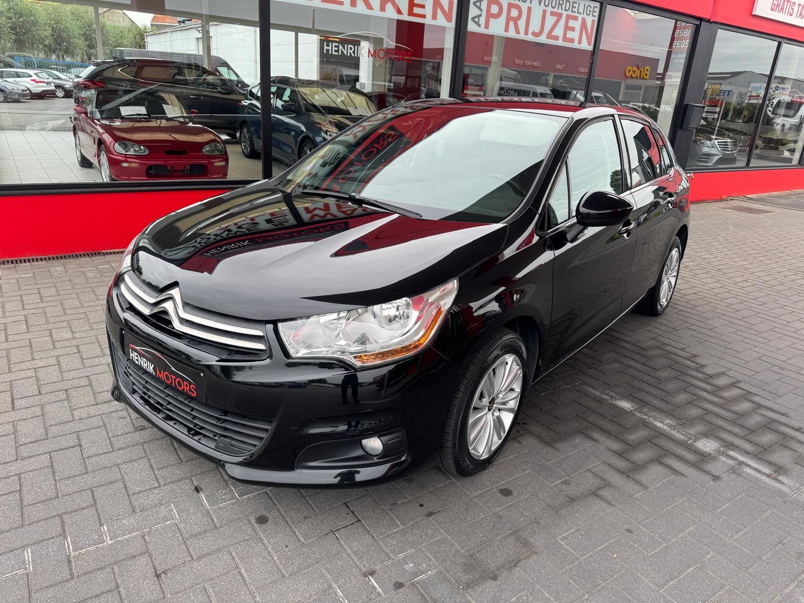 Citroën C4 1.4i benzine •Airco• •Navi• PROPERE STAAT, https://public.car-pass.be/vhr/e7f4b4c7-fc98-4734-b16e-d7d942d7c0c4, Bedrijf