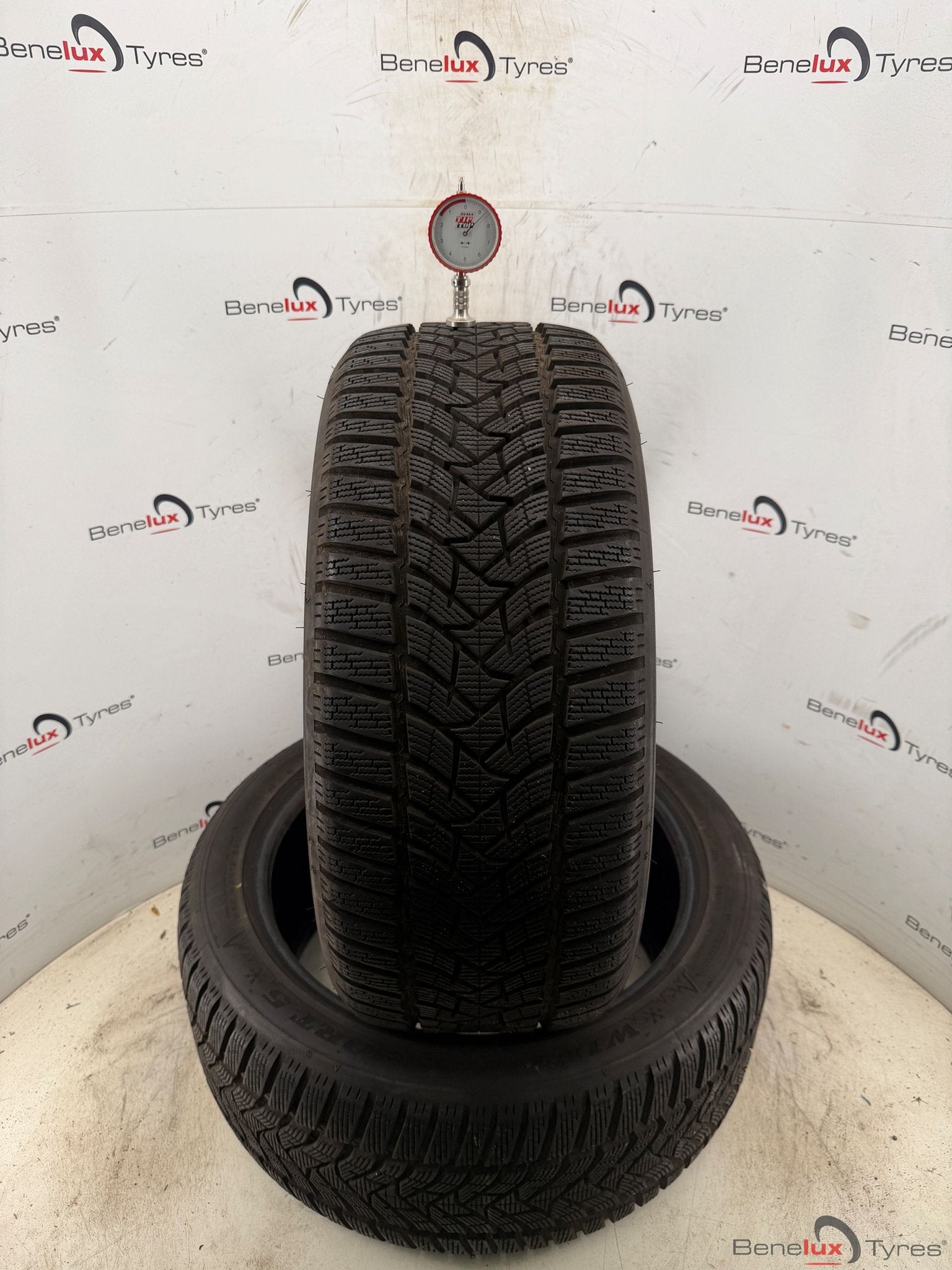 winter 235/45R18 98V Dunlop ms 235/45 R18 235/45/18 2354518, Pneus hiver, Véhicule de tourisme, -, -