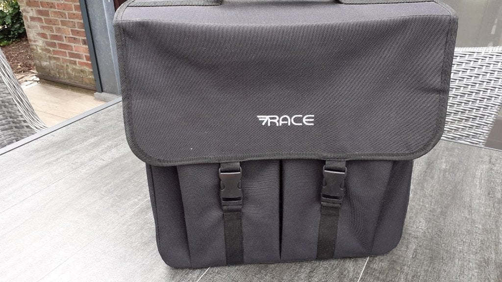 fietstas v-race, Ophalen, Gebruikt, V-Race