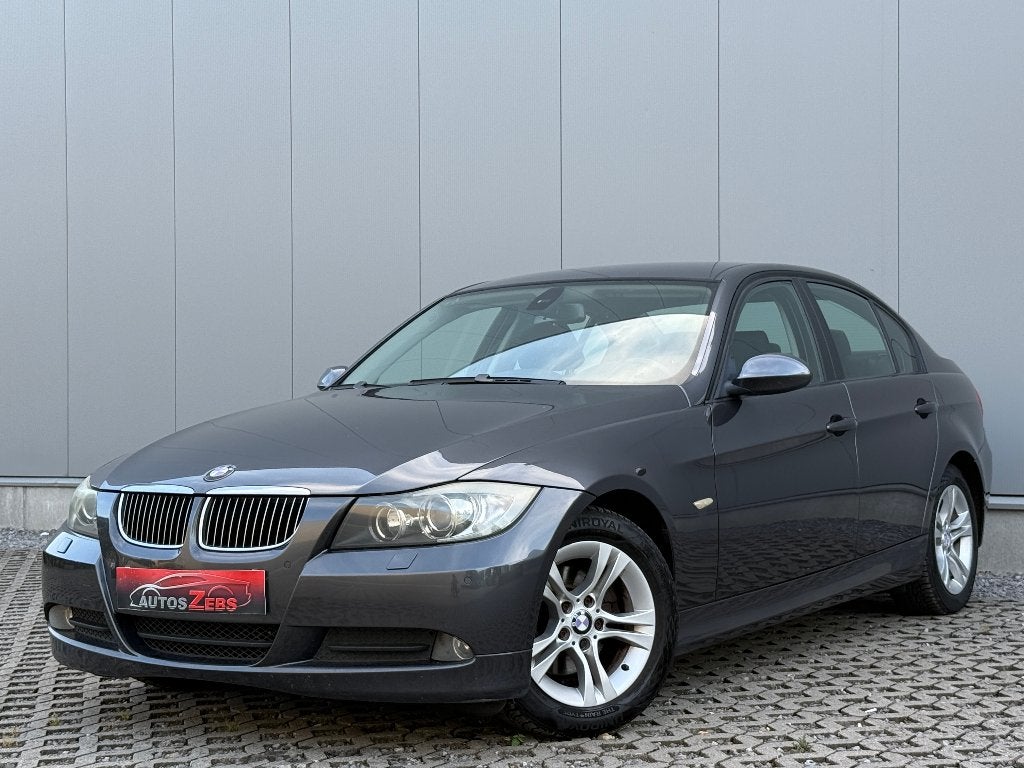 BMW 318i Automaat Xenon Cruise ParkSensor DigAirco, Auto's, BMW, Automaat, 4 deurs, 1995 cc, 4 cilinders