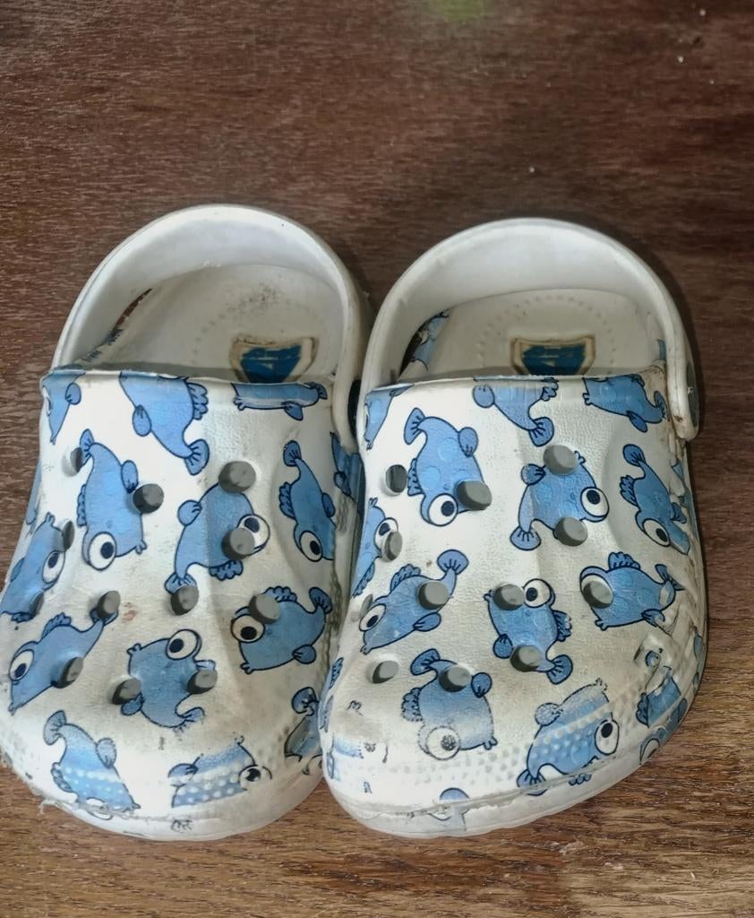 Sandalen type crocs, maat 22, Ophalen, 2Surf, Jongetje of Meisje, Gebruikt