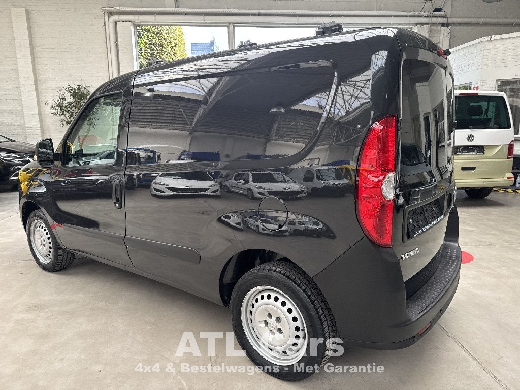 Opel Combo 1.4 Essence | 91 000 km | Cargo léger | EURO 6b, Achat, Entreprise, 2 places, Boîte manuelle