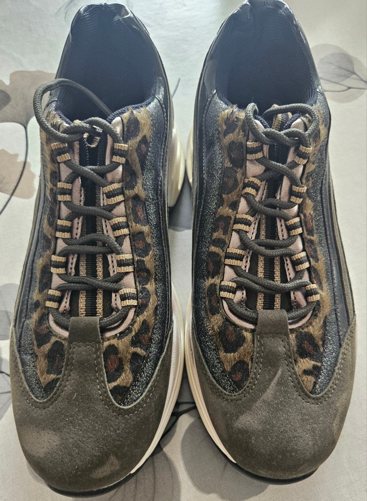 Blue box sneakers maat 39
Blue box sneakers maat 39
Deze mod, Ophalen of Verzenden, Sneakers