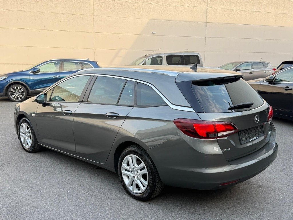Opel Astra Sports Tourer 1.6D EcoTec 81kW Euro 6d-Temp, Auto's, Opel, Euro 6, Bedrijf, 5 deurs, https://public.car-pass.be/vhr/c02a5aa9-55a4-4add-a35e-c1e111842333