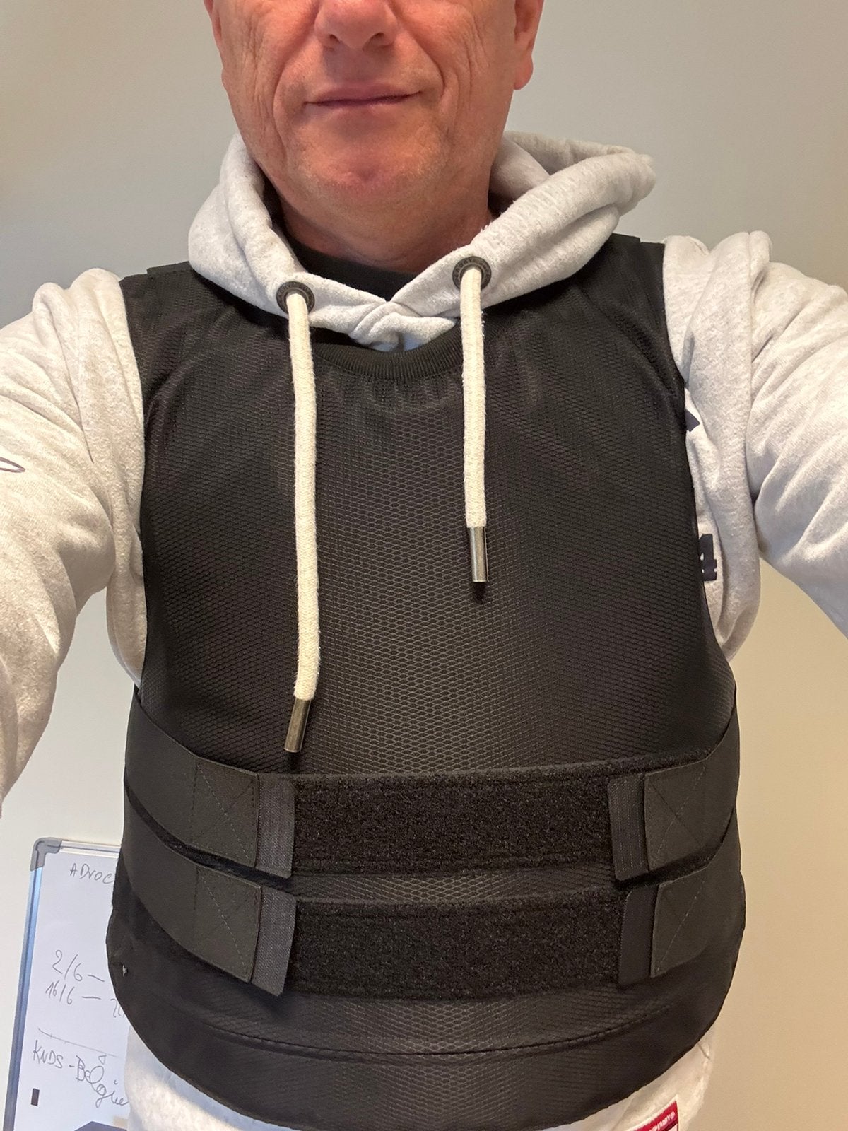Kogelwerend vest om discreet te dragen IIIA, Kleding | Heren, Bodywarmers, Ophalen, Nieuw, Maat 56/58 (XL), Zwart