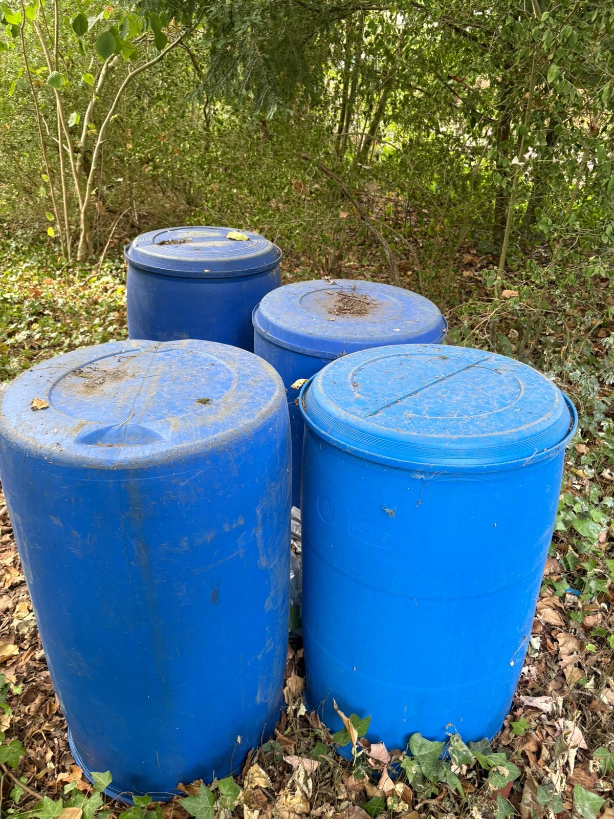 4 blauwe tonnen gratis, Ophalen, Gebruikt