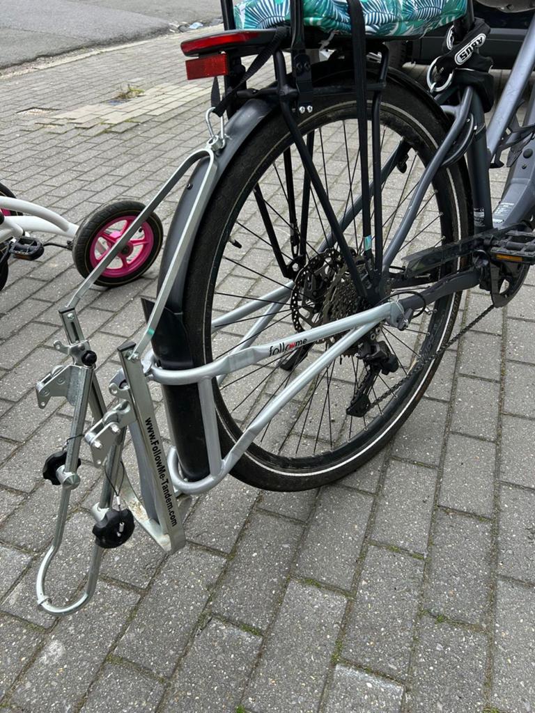 Follow Me systeem vr koppeling kinderfiets aan volwassene, Fietsen en Brommers, Ophalen, Gebruikt