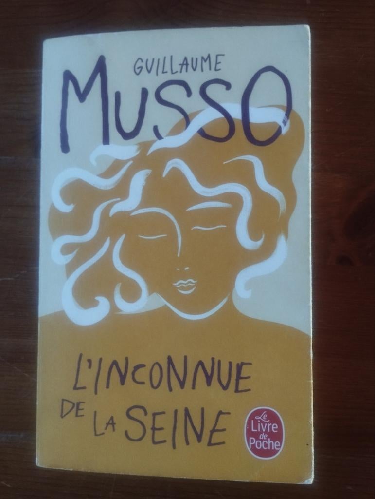Guillaume Musso L'inconnue de la Seine, Enlèvement ou Envoi