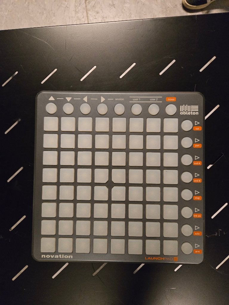 Novation Launchpad S, Ophalen, Zo goed als nieuw