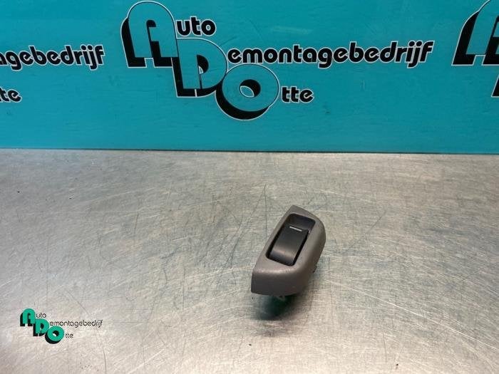 Commutateur vitre électrique d'un Citroen C1 (C1 05-), -, 3 mois de garantie, Utilisé, -