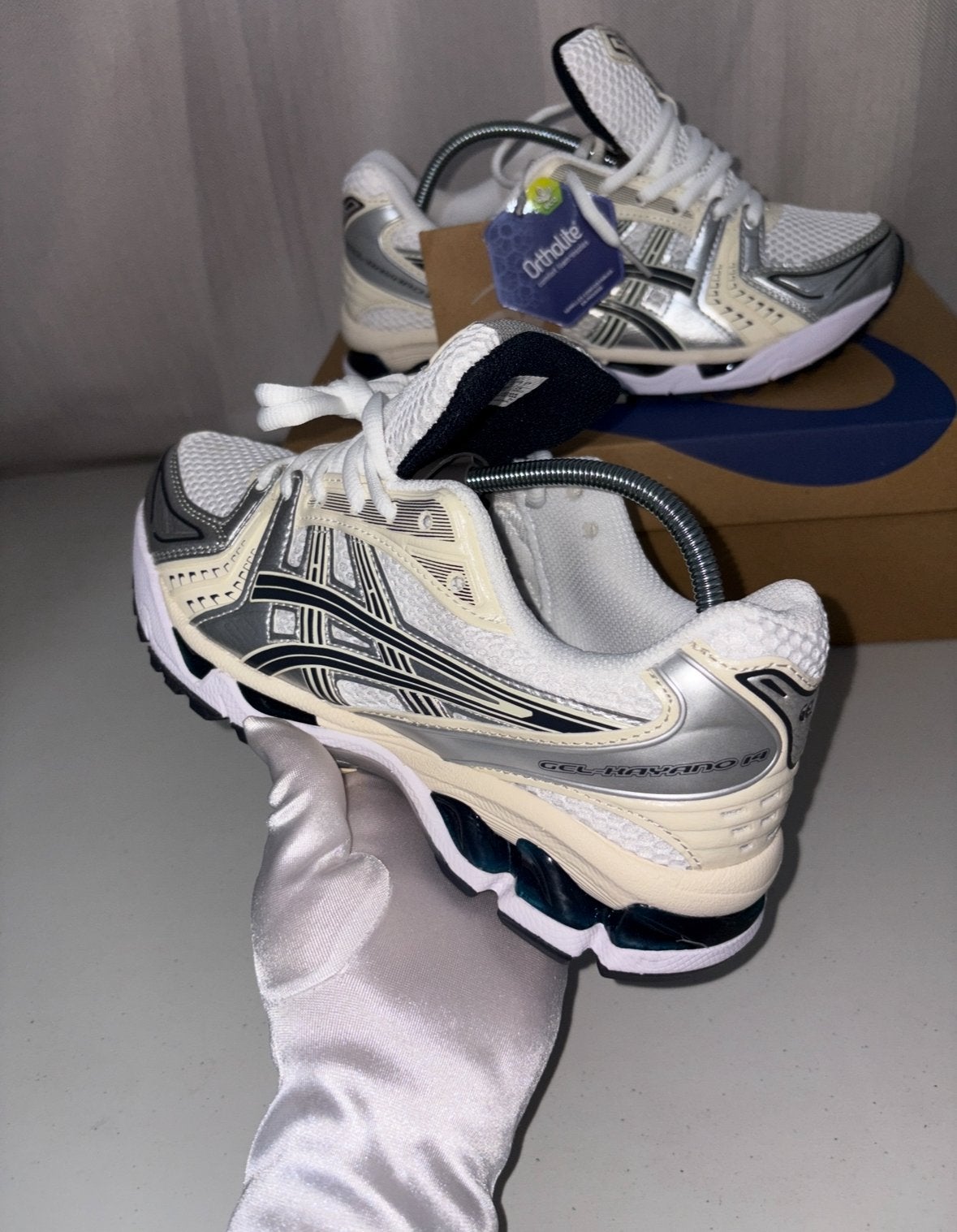 Asics kayano 14, Enlèvement ou Envoi, Comme neuf