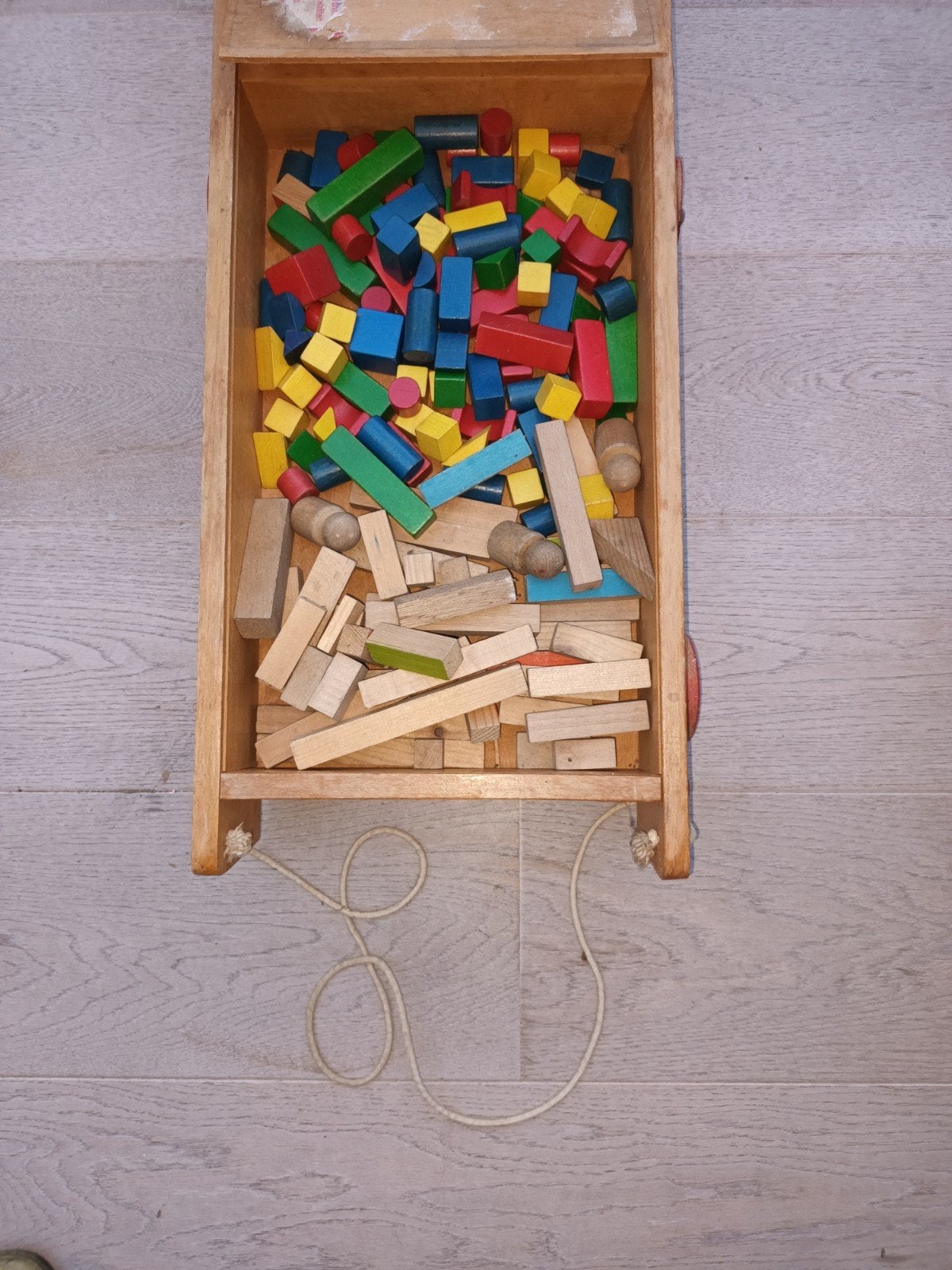 Blokken in karretje, Enfants & Bébés, Jouets | Jouets en bois, Enlèvement