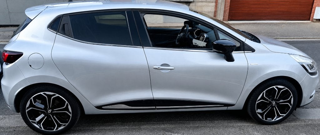 Renault Clio 0.9 TCe 90 CV – 2018 – 88.000 km Prête a immat, 90 kW, Argent ou Gris, Achat, 898 cm³