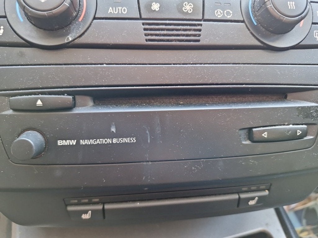 RADIO BMW 1 serie (E87 / 87N) (01-2003/12-2012), Gebruikt, BMW, Petuelring 130
80809  München, DE, Bayerische Motoren Werke AG