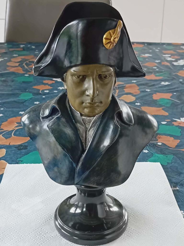 Bustes en bronze de Napoléon, Enlèvement ou Envoi, Bronze