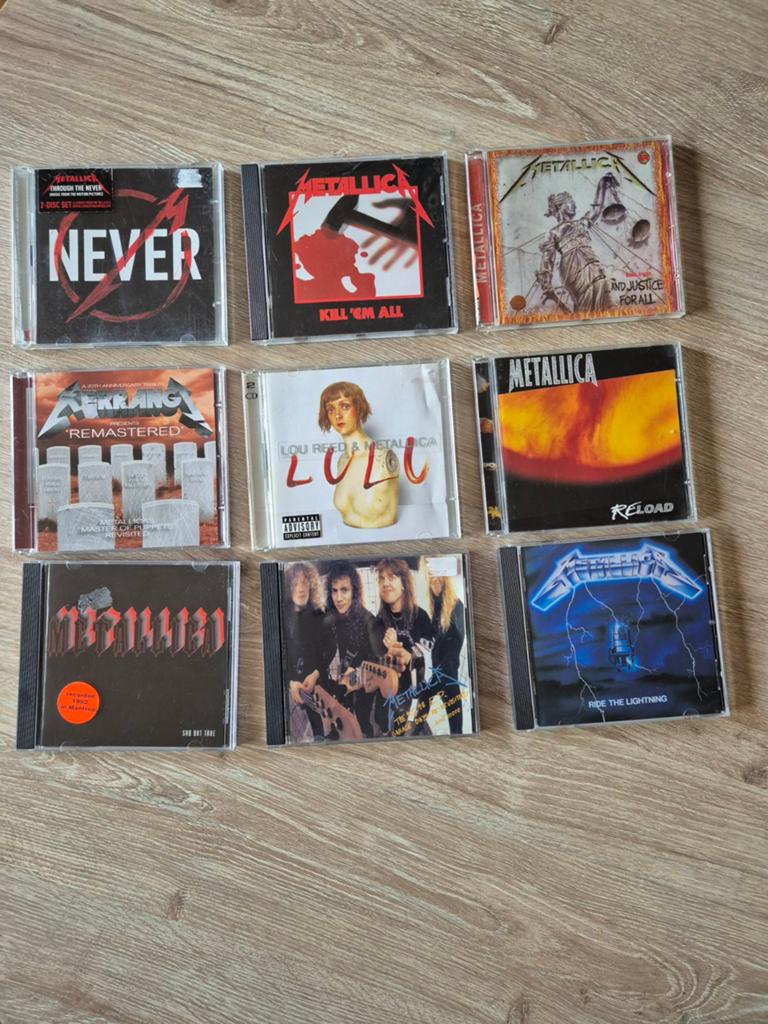 Cd's metal, Metallica, Korn, Ophalen