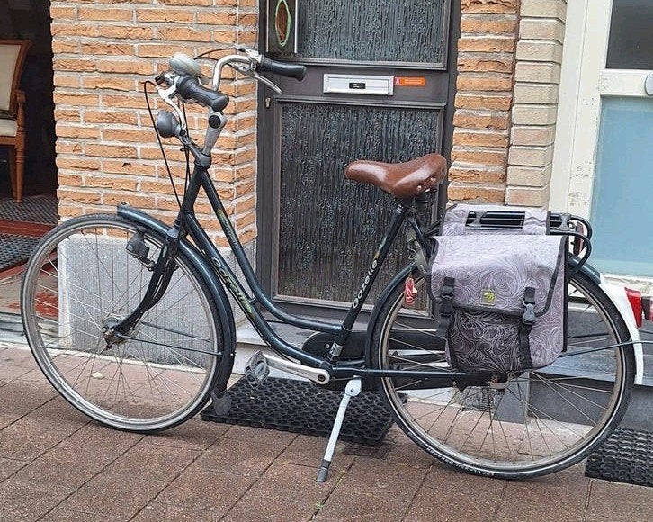 ◼️Stevige damensfiets inclusief fietstas, Fietsen en Brommers, Fietsen | Dames | Damesfietsen, Ophalen, Gebruikt