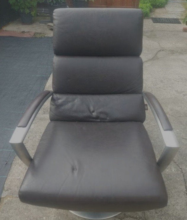 Te koop een comfortabele en relaxfauteuil, Ophalen, Gebruikt, Leer