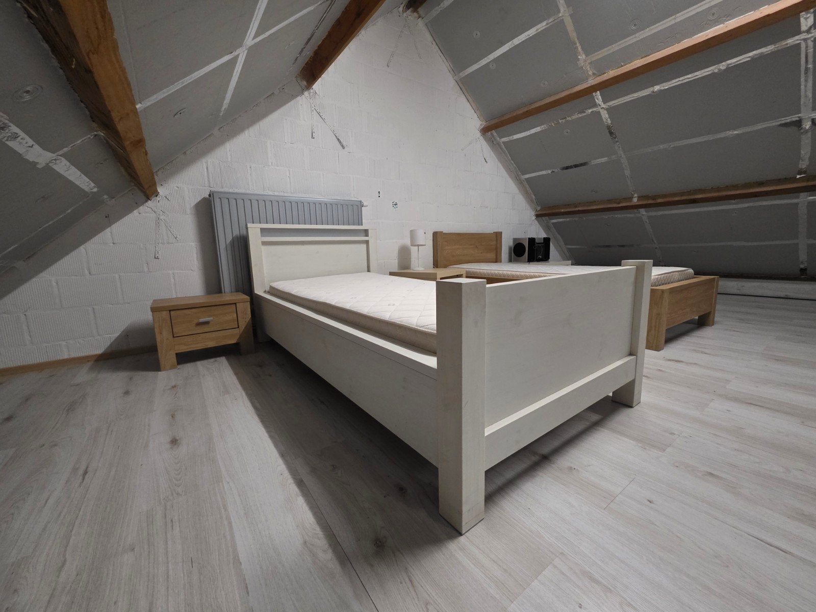 Deux lit complet avec sommier et matelas médical, Ophalen