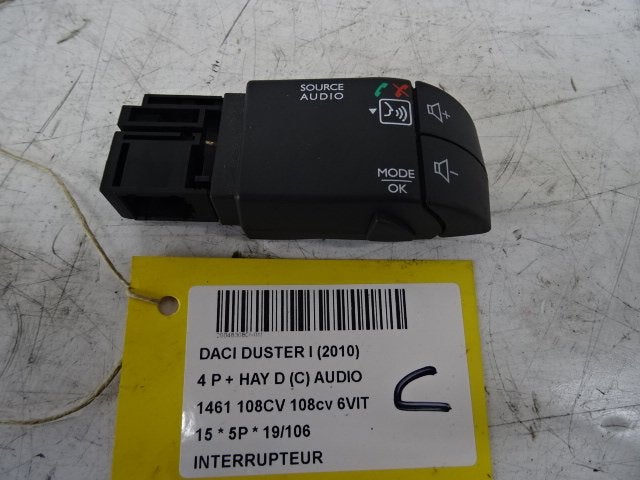 COMMUTATEUR Dacia Duster (HS) (01-2009/01-2018) (8200650420), Dacia, Renault Deutschland AG, Utilisé, Peter-Huppertz-Straße 5
51063  Köln, DE