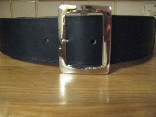 Ceinture noire pour femme - taille 85, Vêtements | Femmes, Ceintures, Made in Italy, Cuir véritable, Enlèvement ou Envoi, Comme neuf