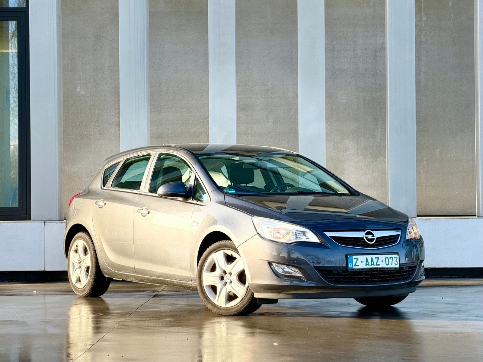 Opel Astra  turbo2010 - 140000km - Benzine met kuering, Auto's, Opel, Euro 5, Bedrijf, 5 zetels, Astra