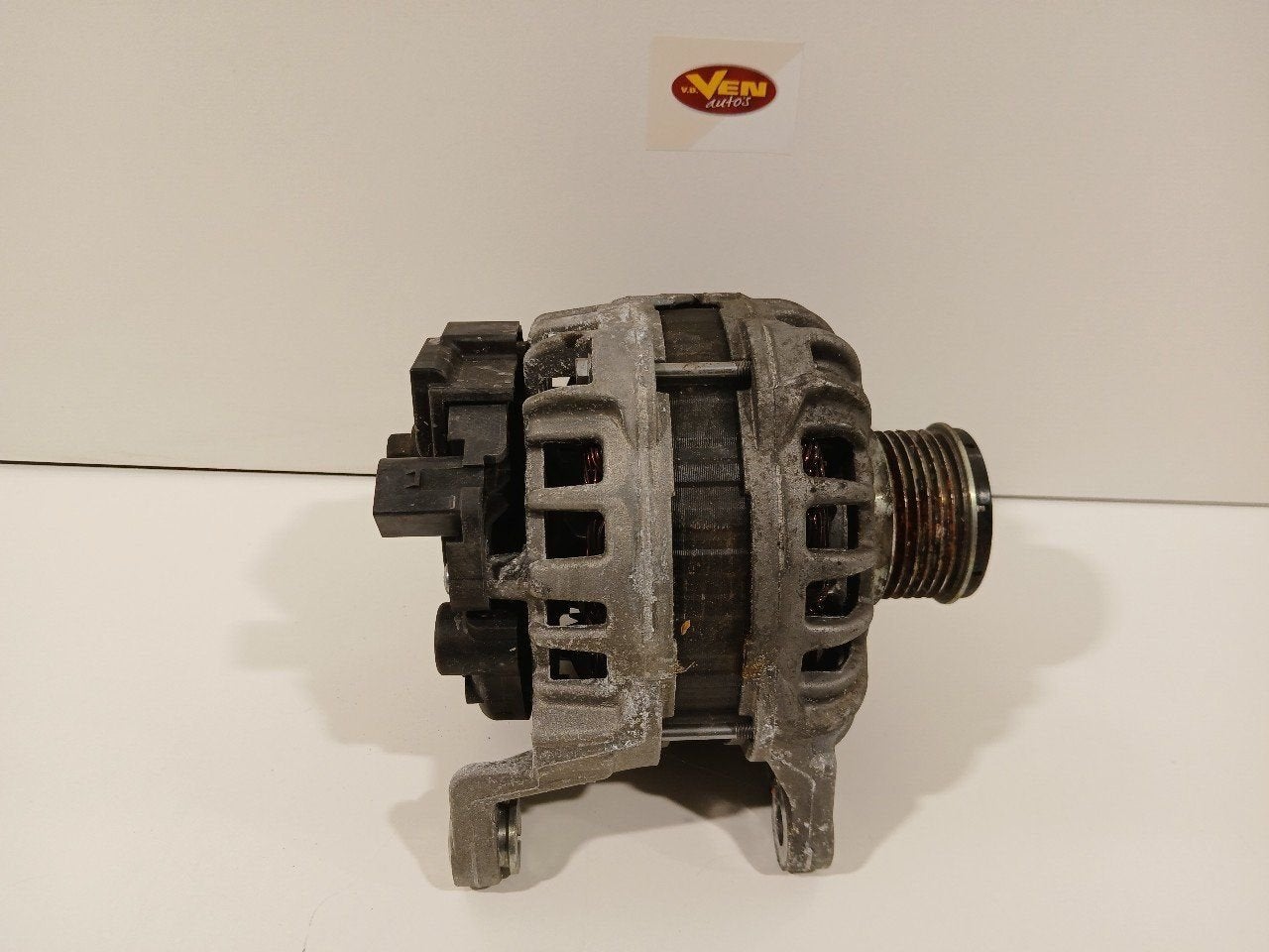 Dynamo Iveco New Daily, Autos : Pièces & Accessoires, Moteurs & Accessoires, Autres marques automobiles, Utilisé, Origine de la pièce connue