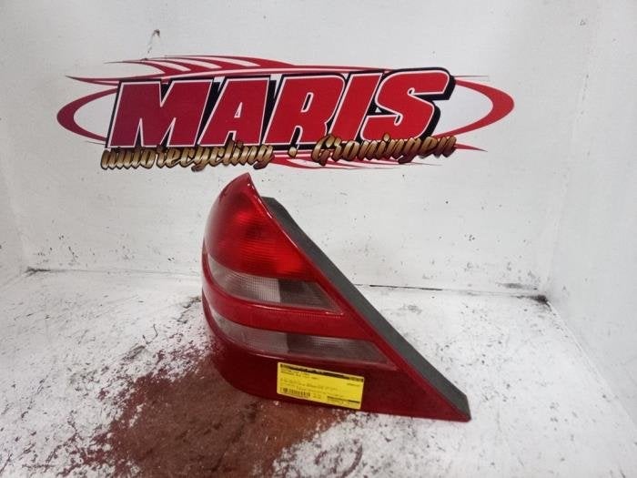 Feu arrière gauche d'un Mercedes SLK, -, 3 mois de garantie, Utilisé, -