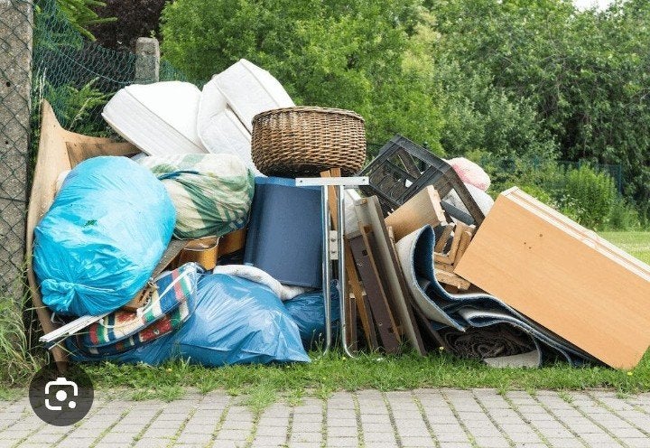 Évacue tout encombrant vieux fers et jardinnage si nécessair, Bricolage & Construction, Tuiles & Revêtements de toit