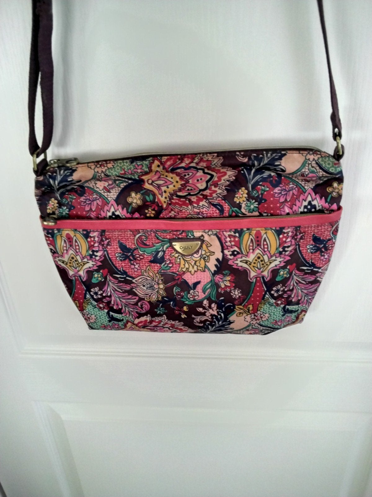 schoudertas Oilily bloemmotief, Bijoux, Sacs & Beauté, Sacs | Sacs à bandoulière, Enlèvement, Oilily