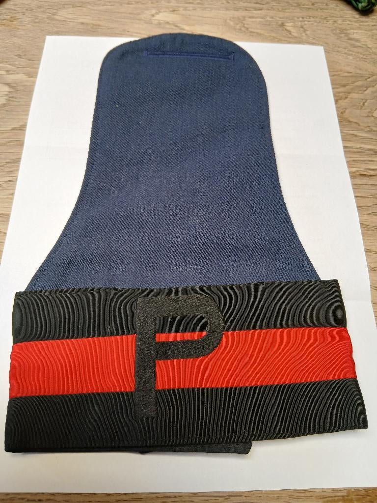 Brassard police militaire baf lum fae, Collections, Objets militaires | Général, Envoi, Armée de l'air, Emblème ou Badge