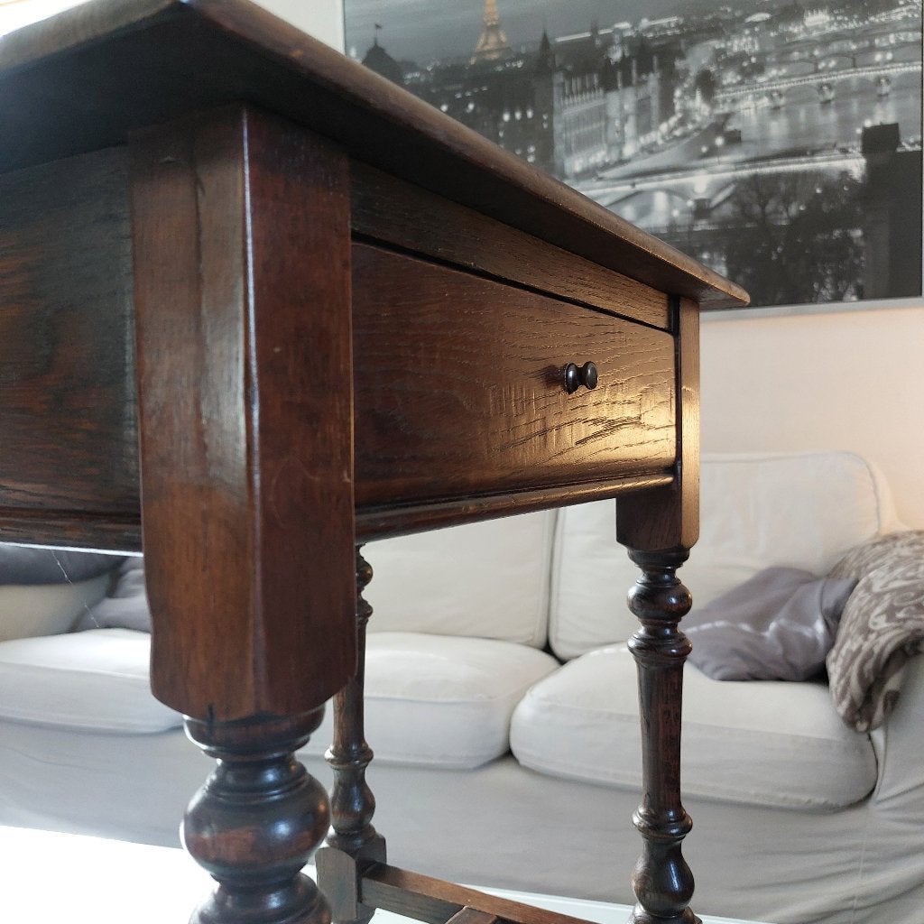 Table basse/ Bout de canapé Style Louis XIV en chêne massif, Enlèvement