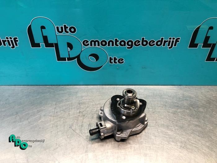 Vacuumpomp (Benzine) van een BMW 5-Serie (5-Serie 02-), Gebruikt, -, -, Ophalen of Verzenden