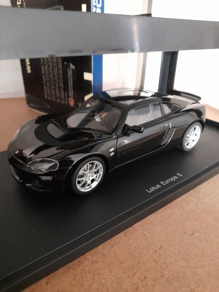 AUTOART LOTUS EUROPE  S 1/18, Hobby & Loisirs créatifs, Enlèvement ou Envoi, Comme neuf, Voiture, Autoart