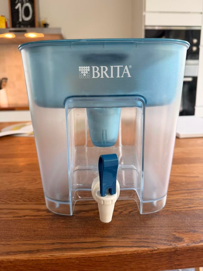 Brita waterfilter 8 liter, Ophalen, Zo goed als nieuw
