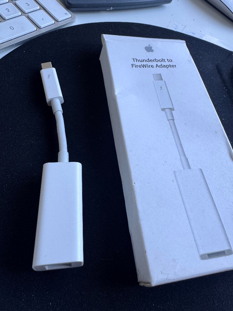 Apple Thunderbolt to FireWire adapter, Ophalen of Verzenden, Zo goed als nieuw