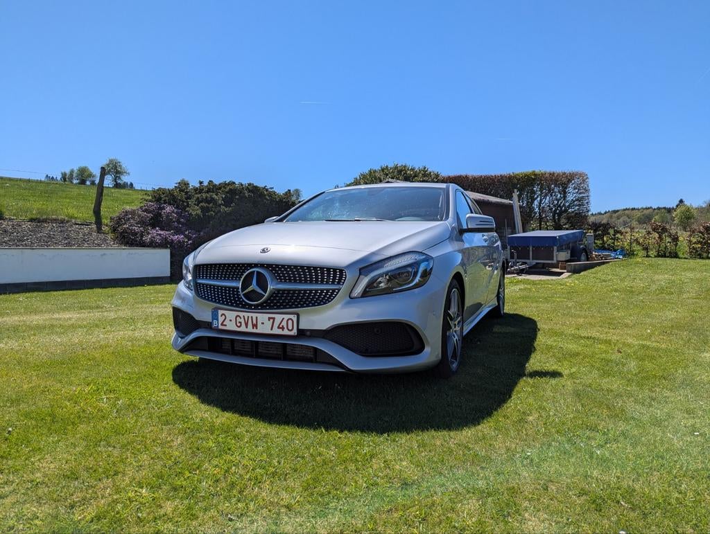 Mercedes-Benz A180 D AMG Line W176 Garantie Mercedes 02/2027, Auto's, Voorwielaandrijving, 4 cilinders, Particulier, Dealer onderhouden