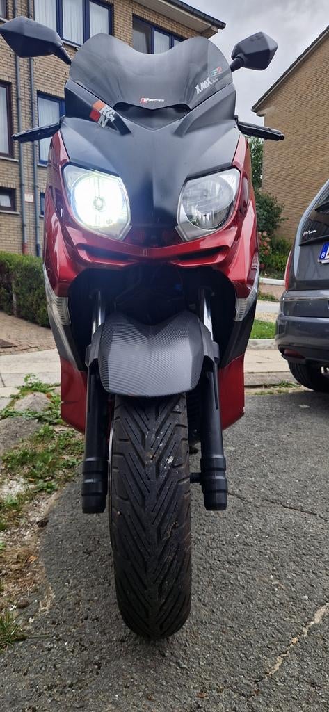 Xmax 125 uit 2011 met 50000km, Fietsen en Brommers, Scooters | Yamaha, Gebruikt, Overige modellen, Benzine, 125 cc