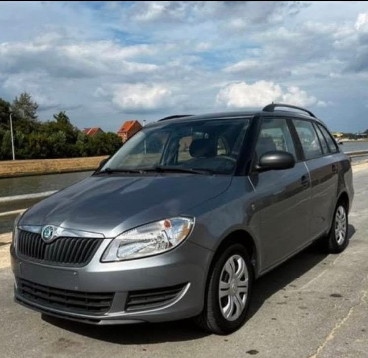 skoda fabia  2011, Autos, Achat, Boîte manuelle, 5 portes, 5 places